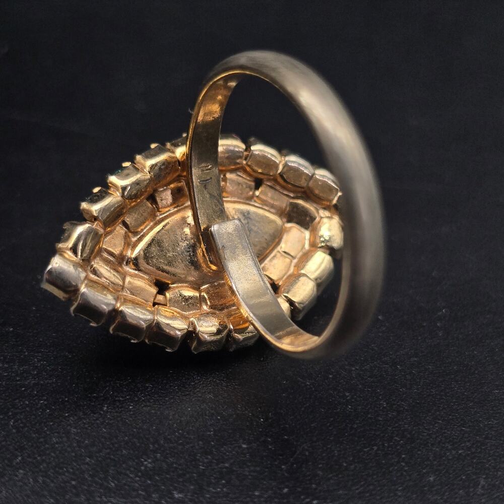 Vintage Green Rhinestone Cocktail Ring Gold Tone Size 6.5 Adjustable - Picture 3 of 9